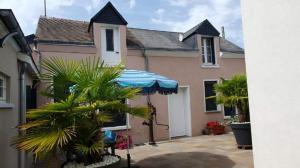 Maison avec garage 24 HEURES DU MANS VOITURES et toute manifestation