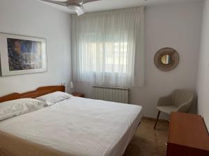 Ideal para familias con jardín privado, piscina y playa a 3 min