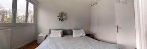 1 bedroom & salon, La Defense, Metro, parking