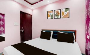 New Delhi Hotels walking New Delhi Railway Station