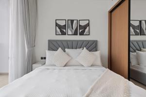Stylish 1BDR Fully-Equipped, Pool&Gym Access