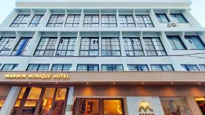Marwin Monique Hotel