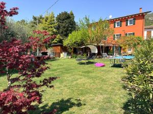 RedHouse Pesina