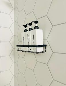 Hollywood Walk of Fame Studio FREE Parking & Gym