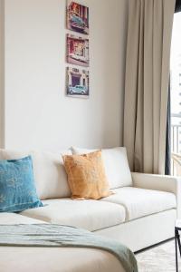 Airstay - Modern 1BR - Town Square Living - Monthly Offer Available!