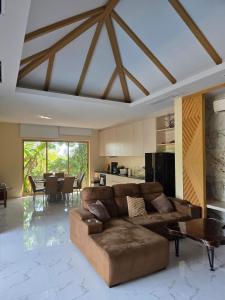 Golden Villa