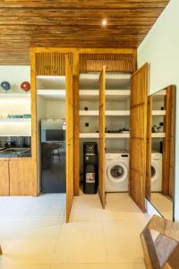 Arici Villa Bingin Beach Bali