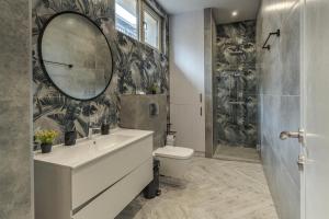 Luxury 3 bedroom villa with Private pool, jacuzzi and sea view