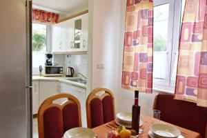 Apartment in fishing village near Umag