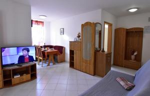 Apartment in fishing village near Umag