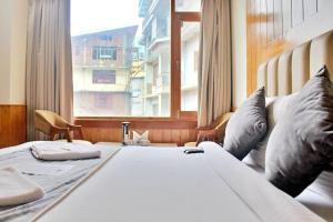 The Green Park hotel