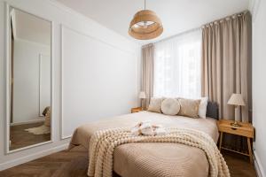 Family & Friends Apartment 2-bedrooms & living room,10 min from centre METRO