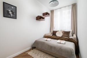 Family & Friends Apartment 2-bedrooms & living room,10 min from centre METRO