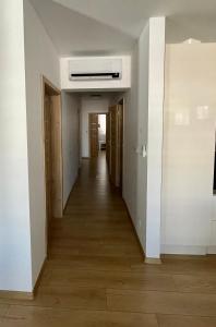 Luxury Apartment House with 2 parking