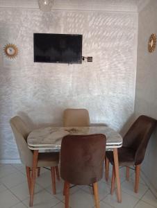 Adorable Apartamento a 8 Min del Aeropuerto de Casablanca,WiFi Ultra Rapido y Parking Gratis