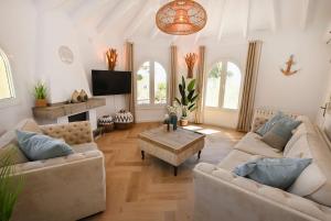 Rooftop Sea Views - Maryvilla - Sleeps 6