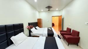 Hotel Blessing Inn & Restaurant