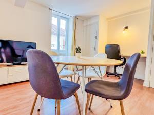 Cozy getaway in the center of Vichy