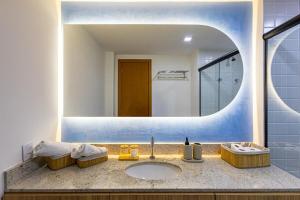 Ap Lapa, modern, cozy, and close to everything