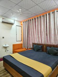 hotel orange palace