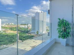 Luxury apartment Malabata, 2min from station & sea