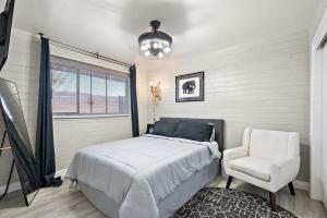 Chic 2BR Getaway with BBQ & EV Charger Sleeps 4