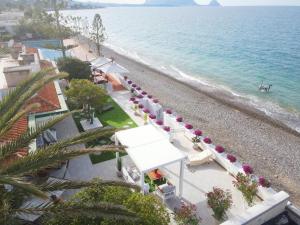 Villa Roy Beachfront