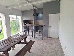 Casa con Barbacoa en ALtos de San Carlos Colonia del Sacramento