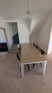 Maison pour 6 adultes ou 4 adultes et 4 enfants, 3 chambres, 1 jardin
