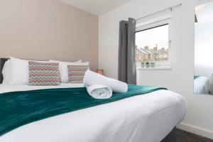 DiscountsContractorsWIFIFree ParkingSmart TV