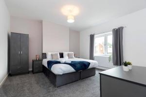 DiscountsContractorsWIFIFree ParkingSmart TV