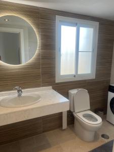 Charming 2Bedroom, Spectacular Views!