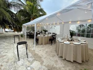 Beachfront house with pool, 15 min from Progreso