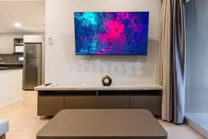 Elegant 2 bedroom apartment near Paseo La Galeria