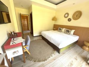 Infinity Bay Suites