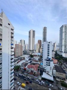 Edificó los delfines Bocagrande Cerca de la playa 1801