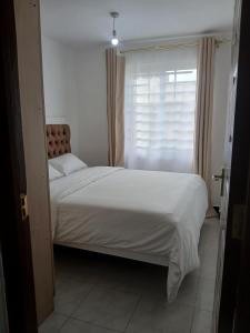 King sapphire one bedroom apartment