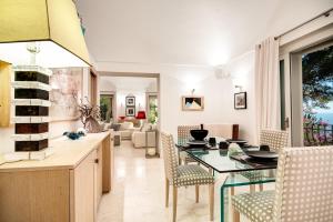 GOCCE VILLAS - Villa Bouganvillea Superb Capri Villa with Views