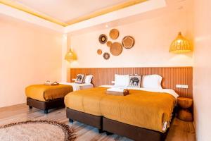 Infinity Bay Suites