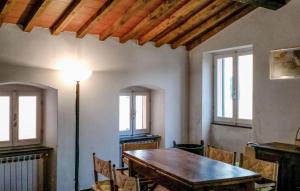 3 Bedroom Stunning Home In Montemarcello