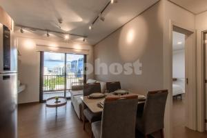 2 BR apt 2 min from Shopping del Sol & La Galería