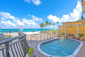 Sunny Oceanfront 2 Bedrooms and 2 Bathrooms with Pool and Parking