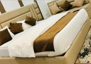 The Sandstone Studio