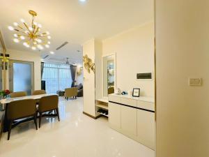 The Suite Landmark Saigon