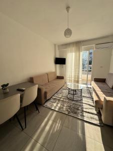 Eki Apartments