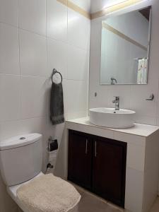 Cozy Home 15 mins from Colombo Airport