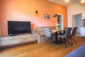 House Nizka & Apartments