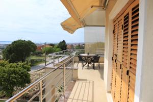 Cozy, spacious home away from home! Sea view