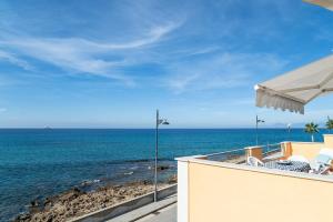 Appartamento AcquaMarina - Villa Preziosa sul mare