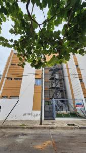 Nuevocentro Alberdi departamento con parking